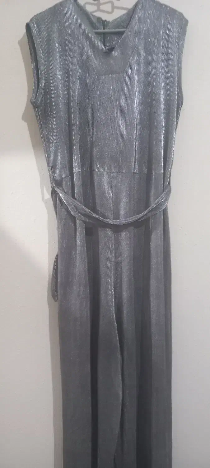 لباس مجلسی|لباس|شیراز, طلاب|دیوار