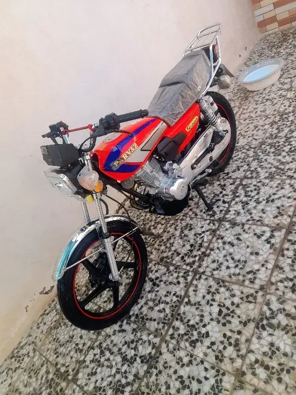 200پرواز 1403|موتورسیکلت|بم, |دیوار