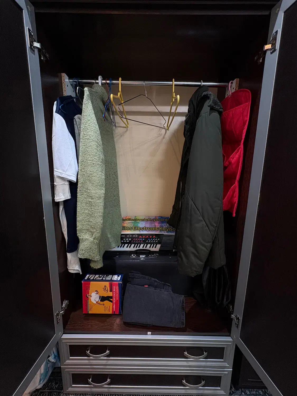 کمد جالباسی|جاکفشی، کمد، دراور|نیشابور, گمنام غربی|دیوار