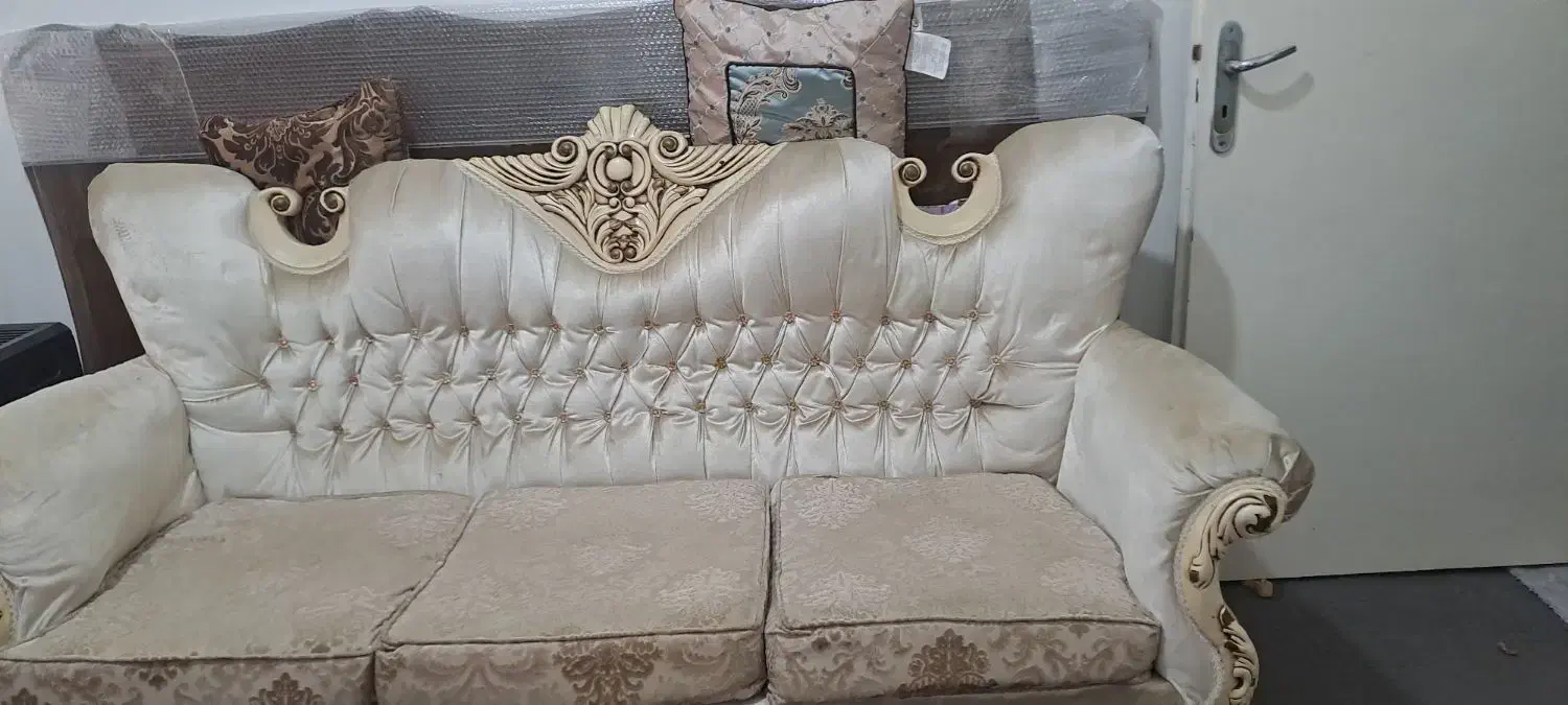 مبلمان هفت نفره ،همرا با ست میز نهار خوری ۸ نفره|مبلمان خانگی و میز عسلی|کلارآباد, |دیوار