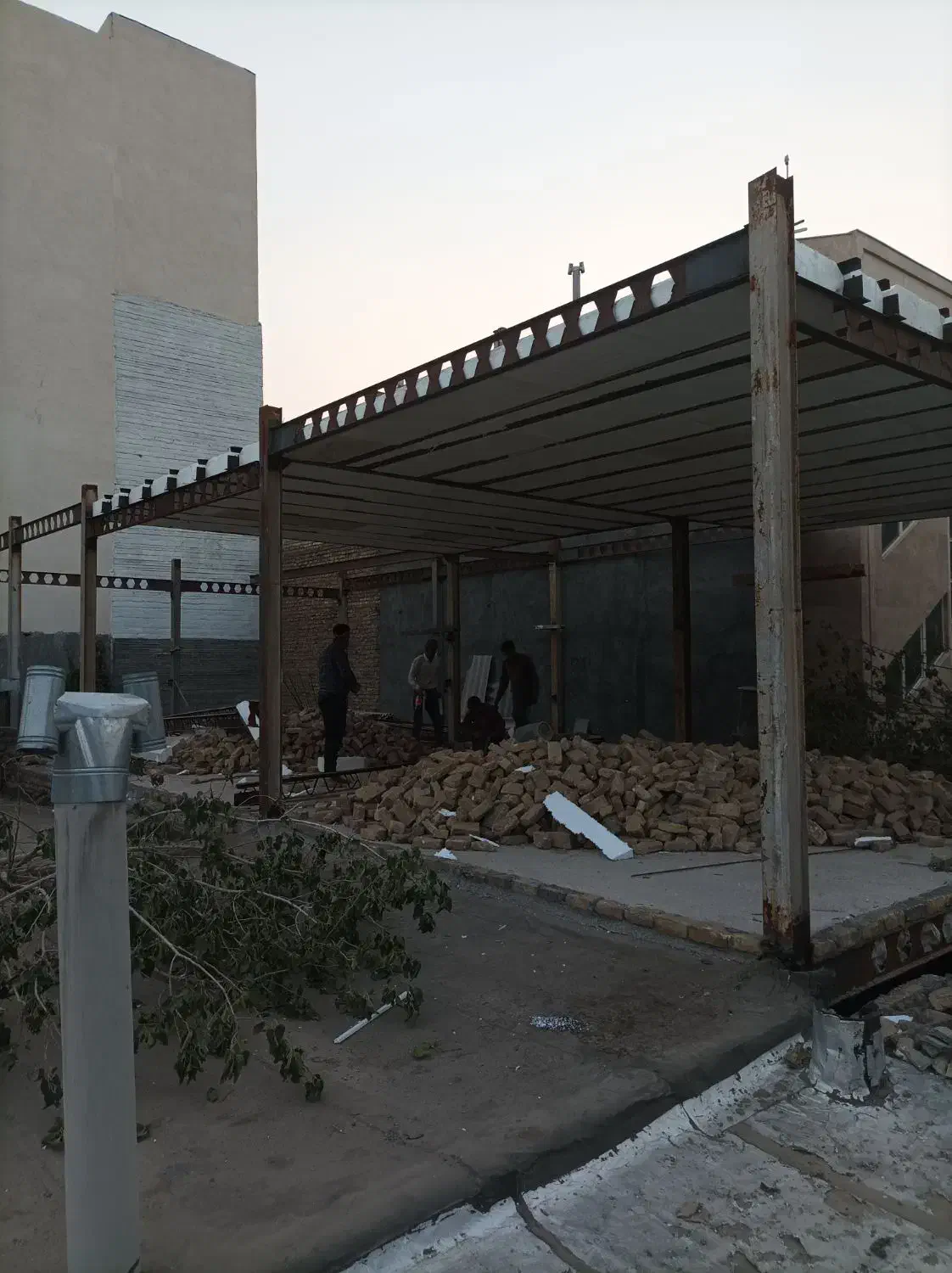 جوشکاری و برشکاری اکیپ کامل پیمانکاری|خدمات پیشه و مهارت|مشهد, کوی المهدی|دیوار