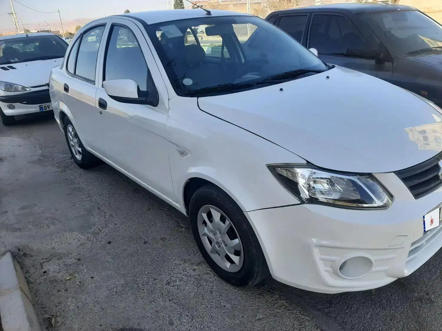 ساینا دنده ای مدل ۱۴۰۰|خودرو سواری و وانت|اسفراین, |دیوار