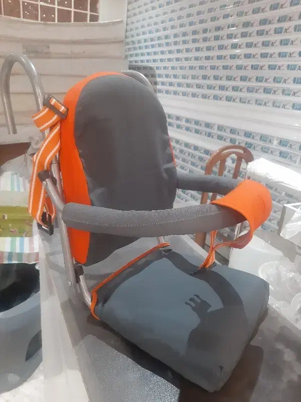 صندلی ماشین بچه|تخت و صندلی بچه|کرمان, |دیوار