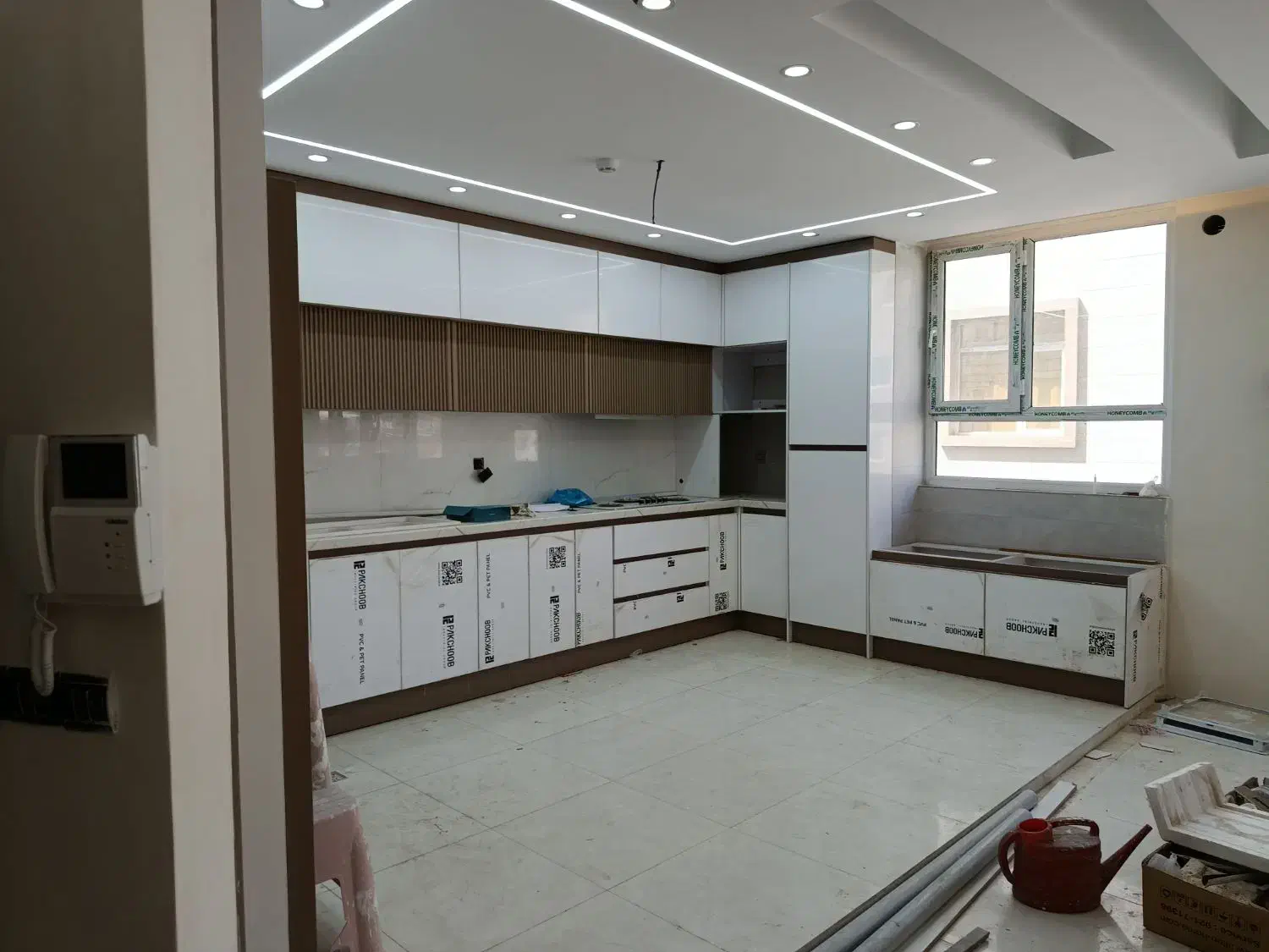 اجرای کابینت و کمد دیواری|خدمات پیشه و مهارت|میانه, |دیوار