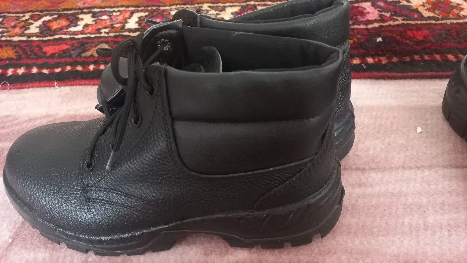 کفش ایمنی|کیف، کفش، کمربند|مراغه, |دیوار