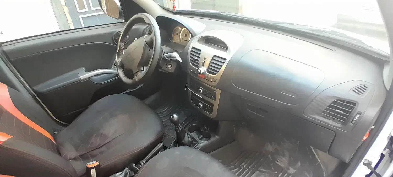 کوئیک ۱۴۰۰ فوق العاده تمیز و استثنایی و کم کار|خودرو سواری و وانت|مشهد, ادیب نیشابوری (شهرک غرب)|دیوار