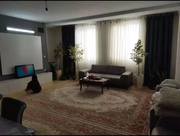 اجاره آپارتمان ۹۰متری با پارکینگ / خیابان برزگر|اجارهٔ آپارتمان|محمدشهر, سیدآباد|دیوار