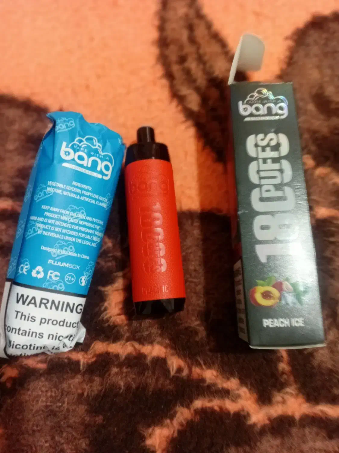 ویب ۱۸هزارکام|زیورآلات و اکسسوری|صحنه, |دیوار