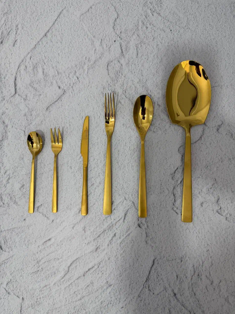 ست قاشق و چنگال و چاقو|ظروف سرو و پذیرایی|شیراز, پودنک|دیوار