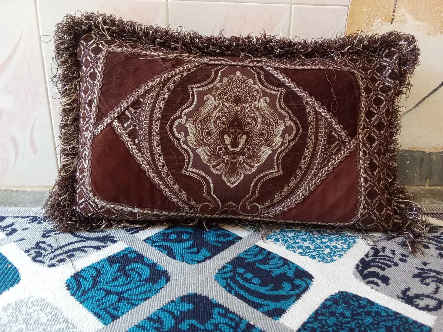 بیست بالشت محلی در حد نو|رختخواب، بالش، پتو|دهدشت, |دیوار