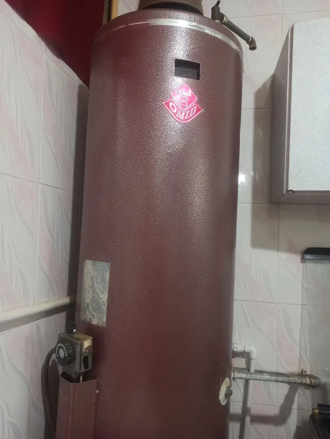 آبگرمکن مخزنی درجه یک|آبگرمکن، پکیج، شوفاژ|شهرکرد, |دیوار