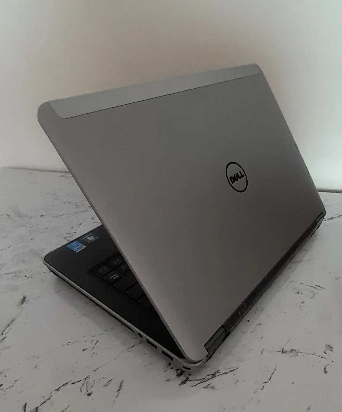 لپتاپ Dell با Cpu Core i7 و رم ۱۲ گرافیکی|رایانه همراه|تهران, افسریه شمالی|دیوار
