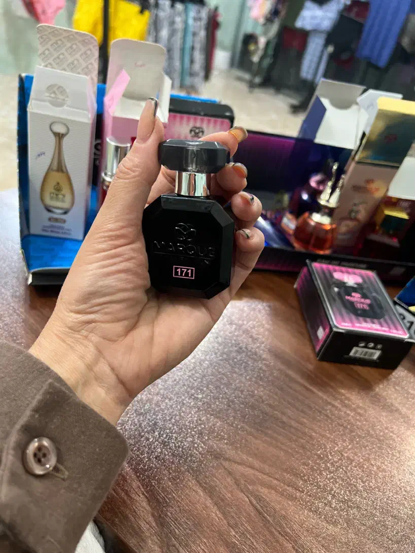 ادکلن|آرایشی، بهداشتی، درمانی|رشت, حمیدیان|دیوار