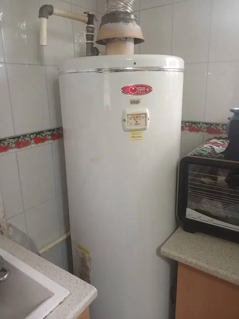 فروش آبگرمکن ایستاده زمینی|آبگرمکن، پکیج، شوفاژ|بندر انزلی, طالب آباد|دیوار