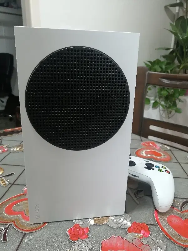 xbox seri s|کنسول، بازی ویدئویی و آنلاین|اصفهان, پوریای ولی|دیوار