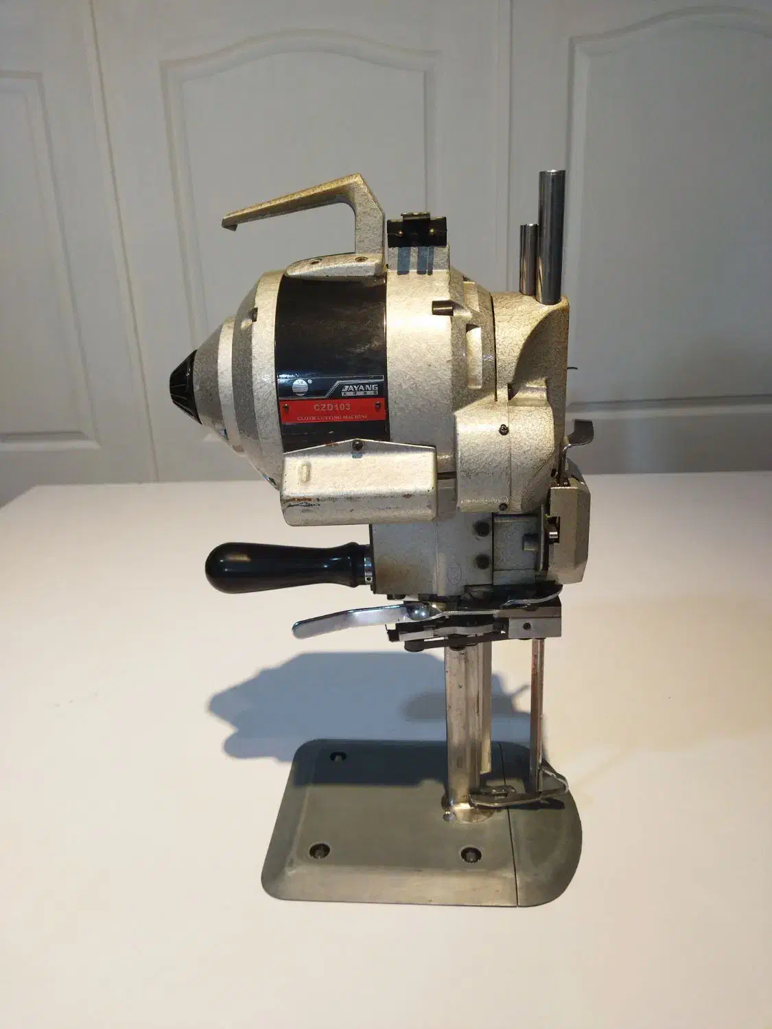 قیچی برقی دایانگ|لوازم خیاطی و بافتنی|تبریز, |دیوار