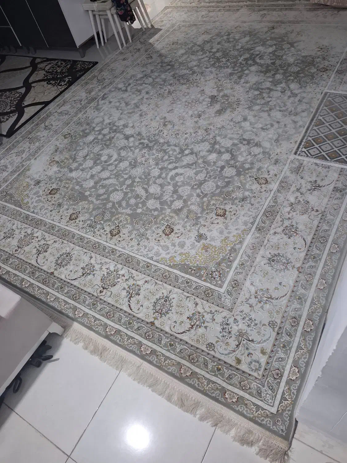 فرش ۱۲ متری سالم و شیک|فرش|پرند, فاز ۴|دیوار