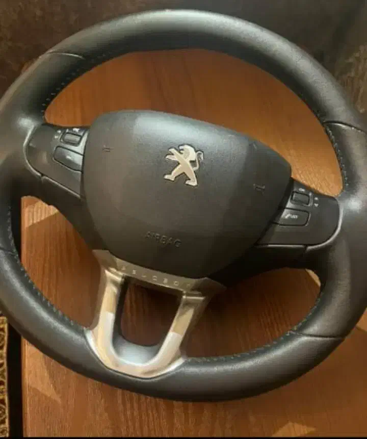 ایربگ وفرمان پژو ۲۰۰۸ جنسیس سوناتا سورنتو|قطعات یدکی و لوازم جانبی|تهران, نیروی هوایی (پیروزی)|دیوار