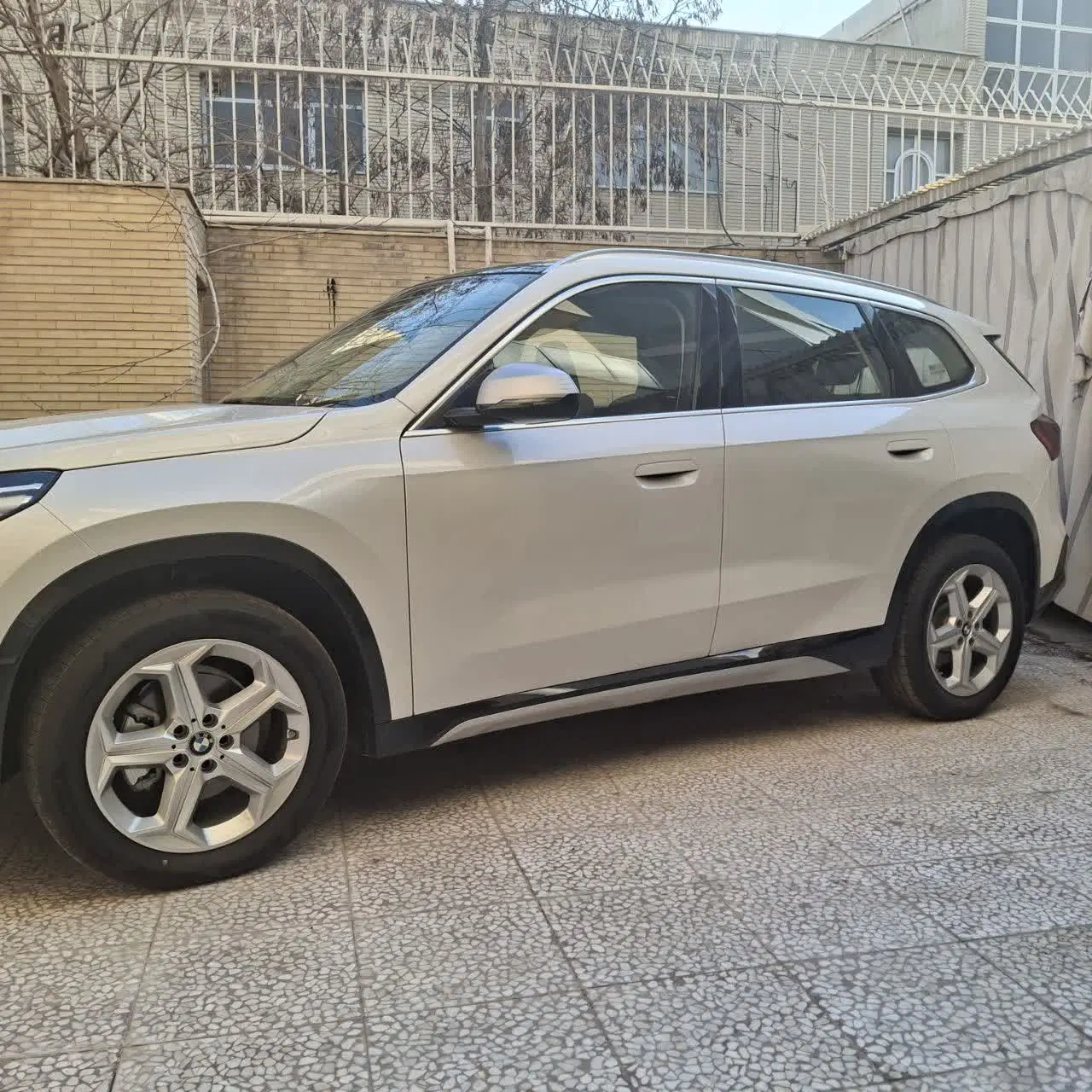 BMW X1 20 LI 2024|خودرو سواری و وانت|اصفهان, جلالیه|دیوار