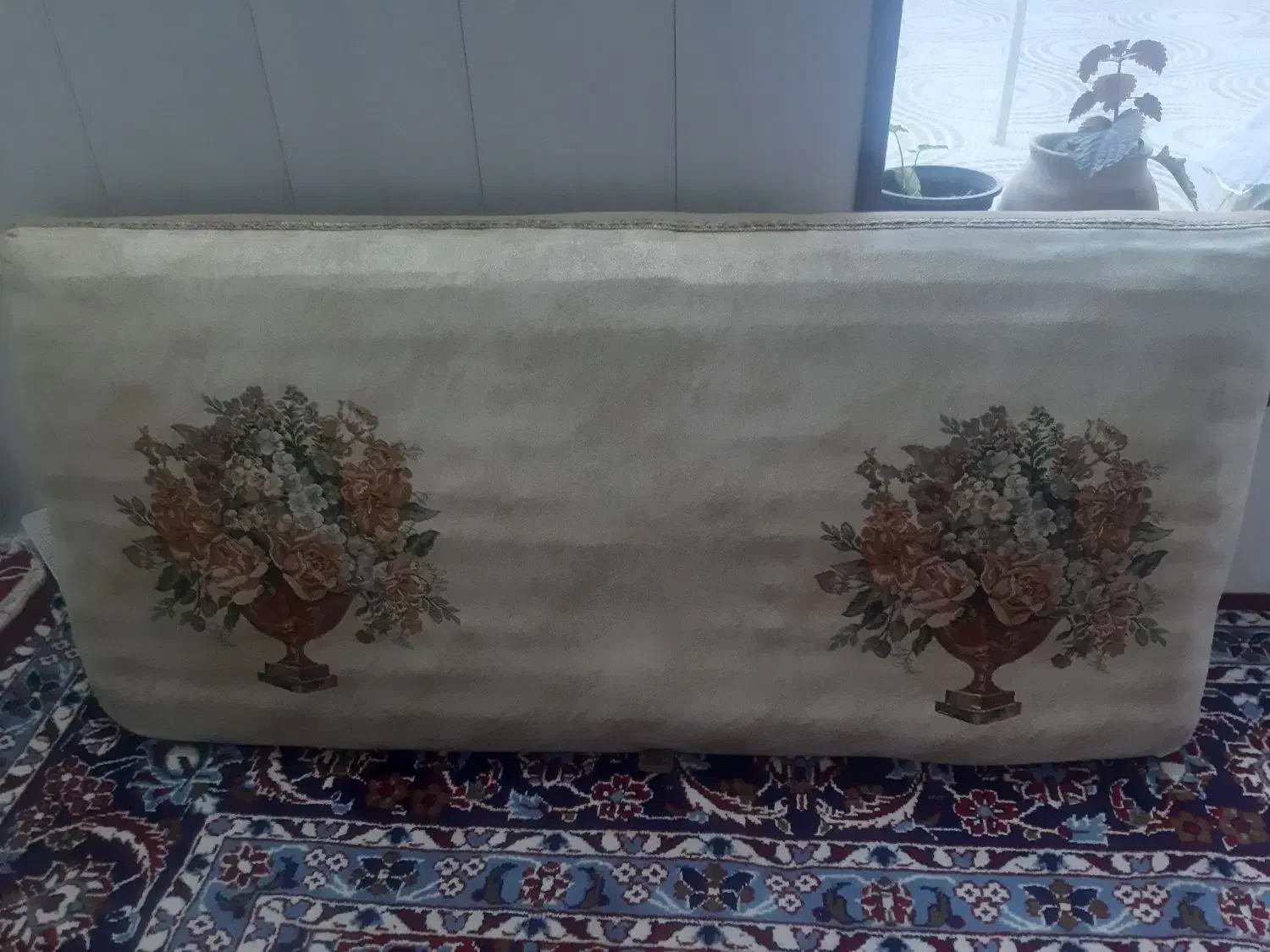 پشتی|پشتی|مرند, |دیوار