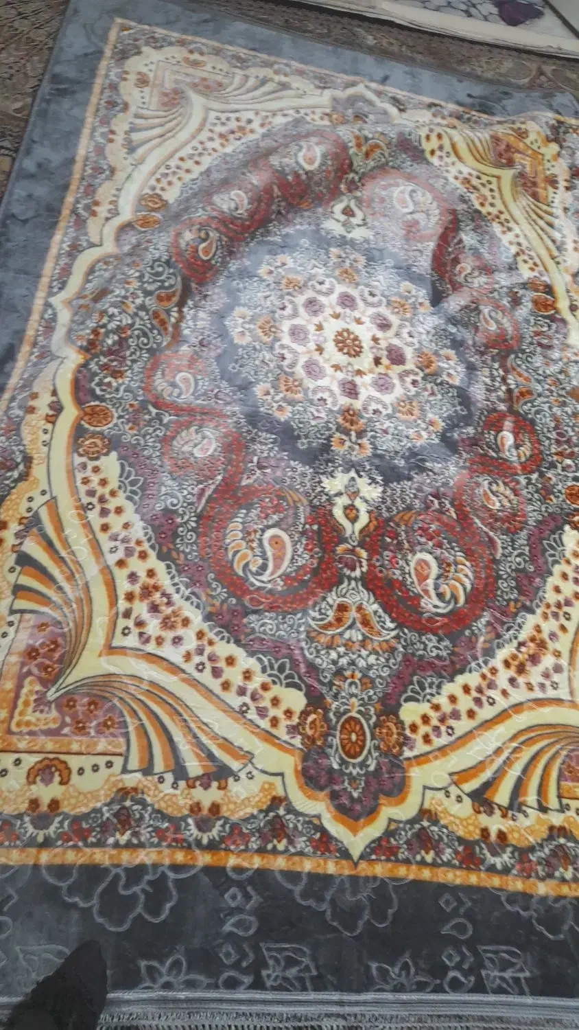 پتو فرش|روفرشی|گلپایگان, |دیوار