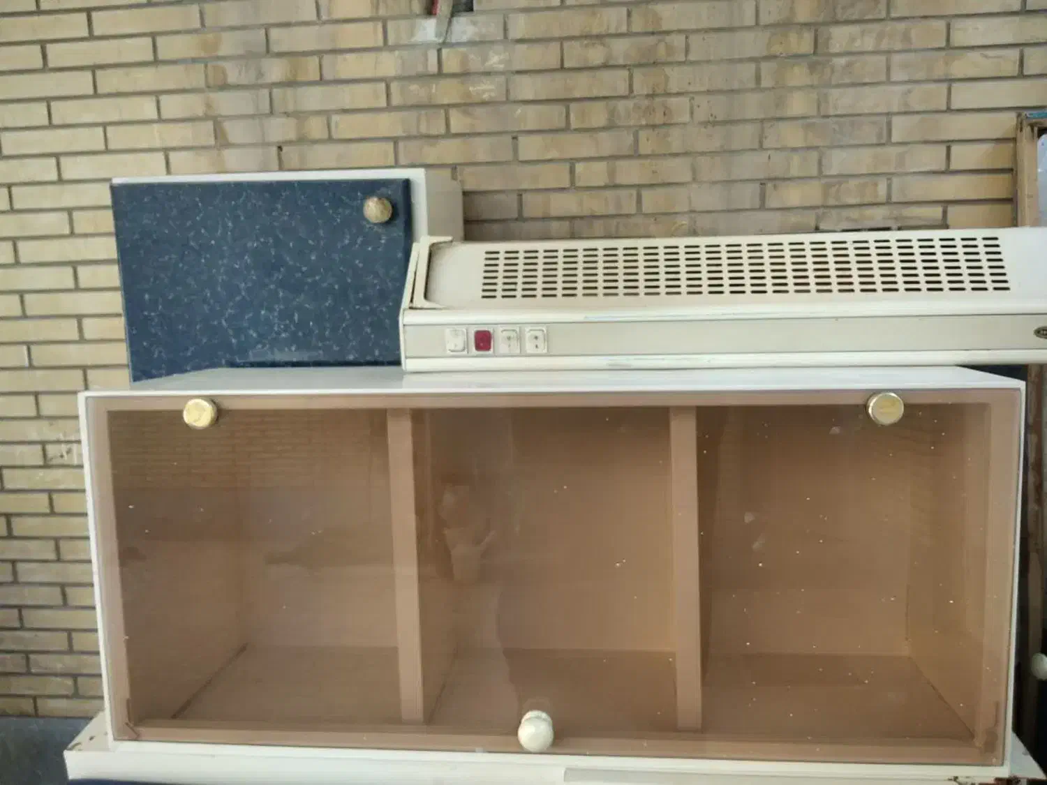 کابینت دست دوم|آب‌چکان و نظم‌دهنده ظروف|اصفهان, فجر|دیوار