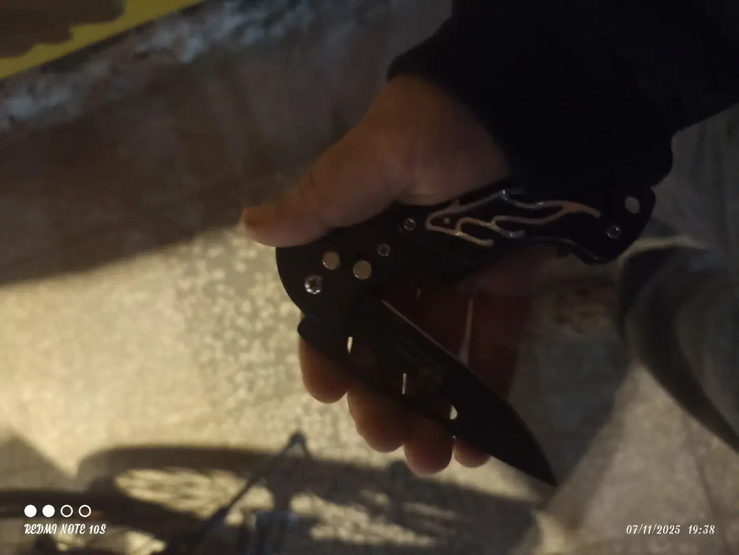 چاقو|کلکسیون و سرگرمی|گنبد کاووس, |دیوار