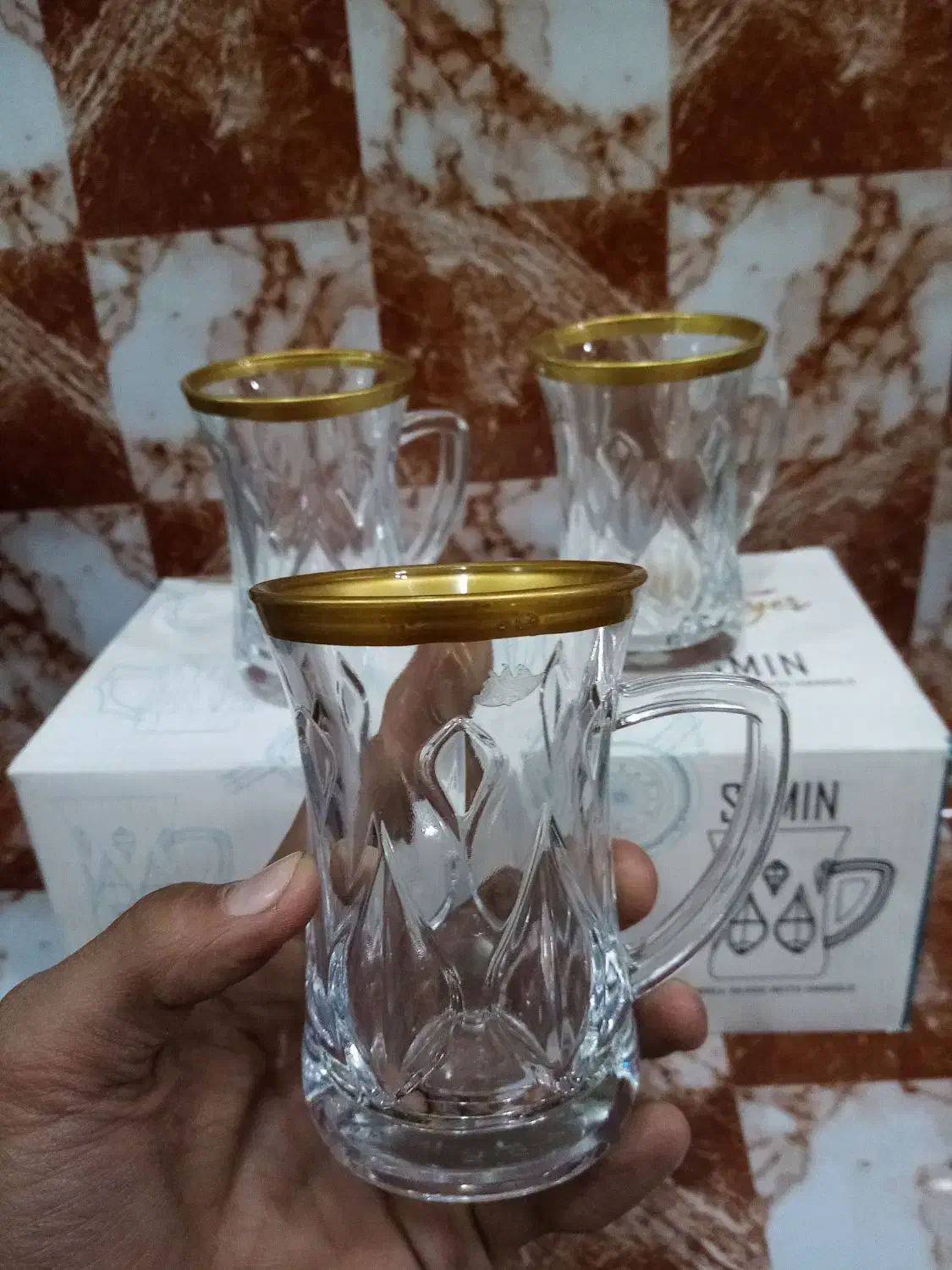 لیوان شیشه ای مدل سمین لب طلایی|ظروف سرو و پذیرایی|نجفآباد, ریاضی|دیوار