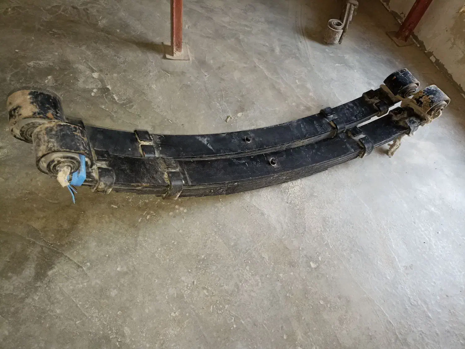 فنر جلو لندرور وانت|قطعات یدکی و لوازم جانبی|بندرلنگه, |دیوار