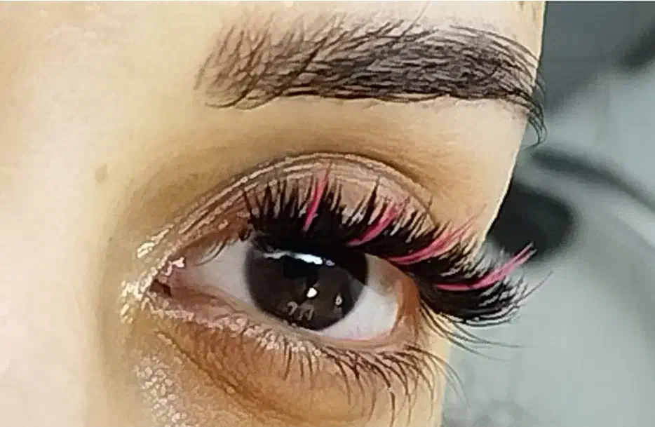 کاشت هیدن لیفت تخصصی ابرو|خدمات آرایشگری و زیبایی|رشت, توشیبا|دیوار