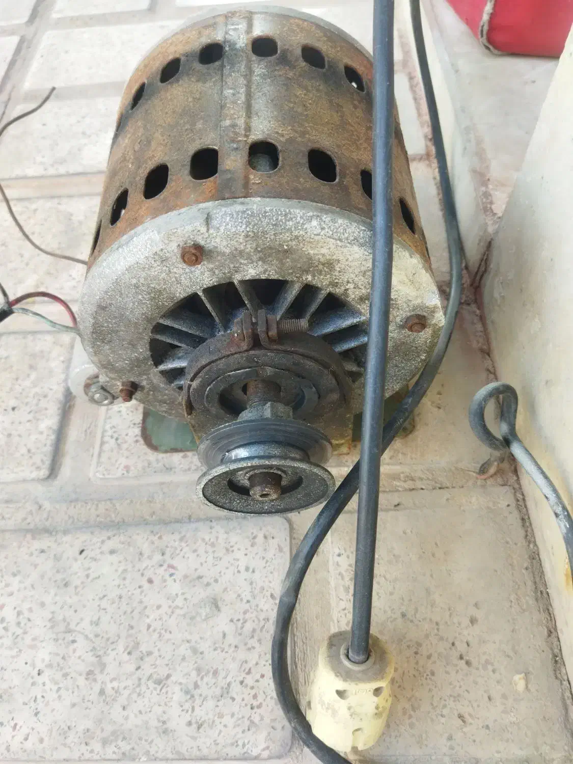 موتور ماشین لباسشویی سطلی سالم سالم|ماشین لباسشویی و خشک‌کن لباس|ورامین, شهرک فجر|دیوار