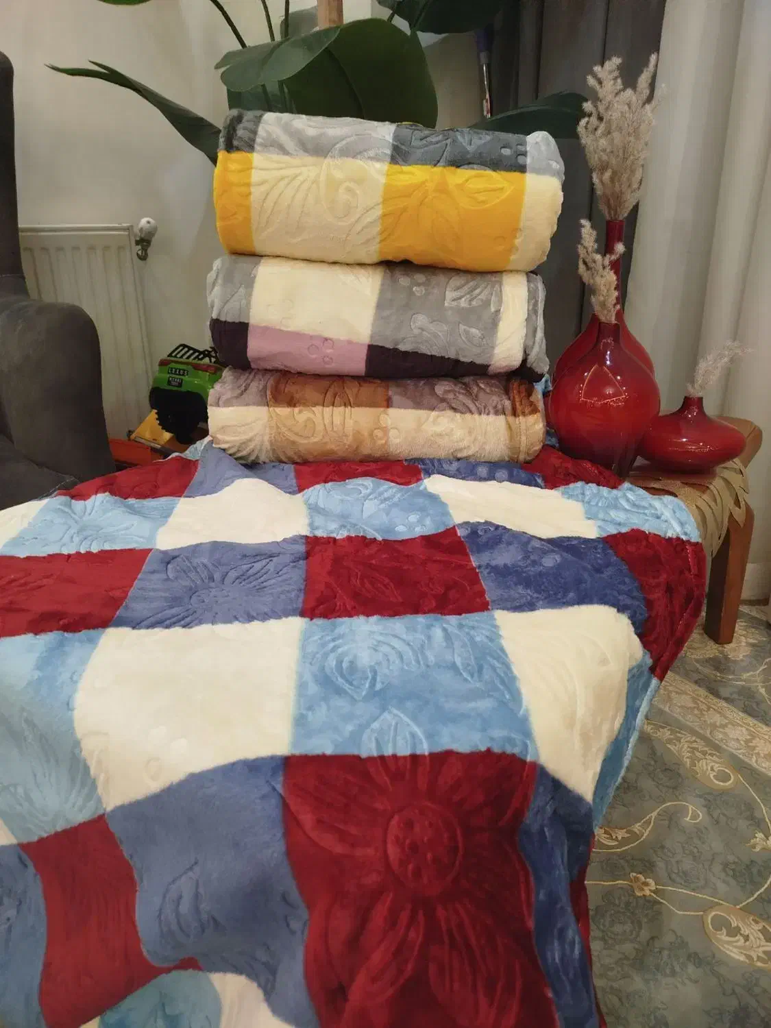 پتو مسافرتی چهار فصل|رختخواب، بالش، پتو|همدان, |دیوار