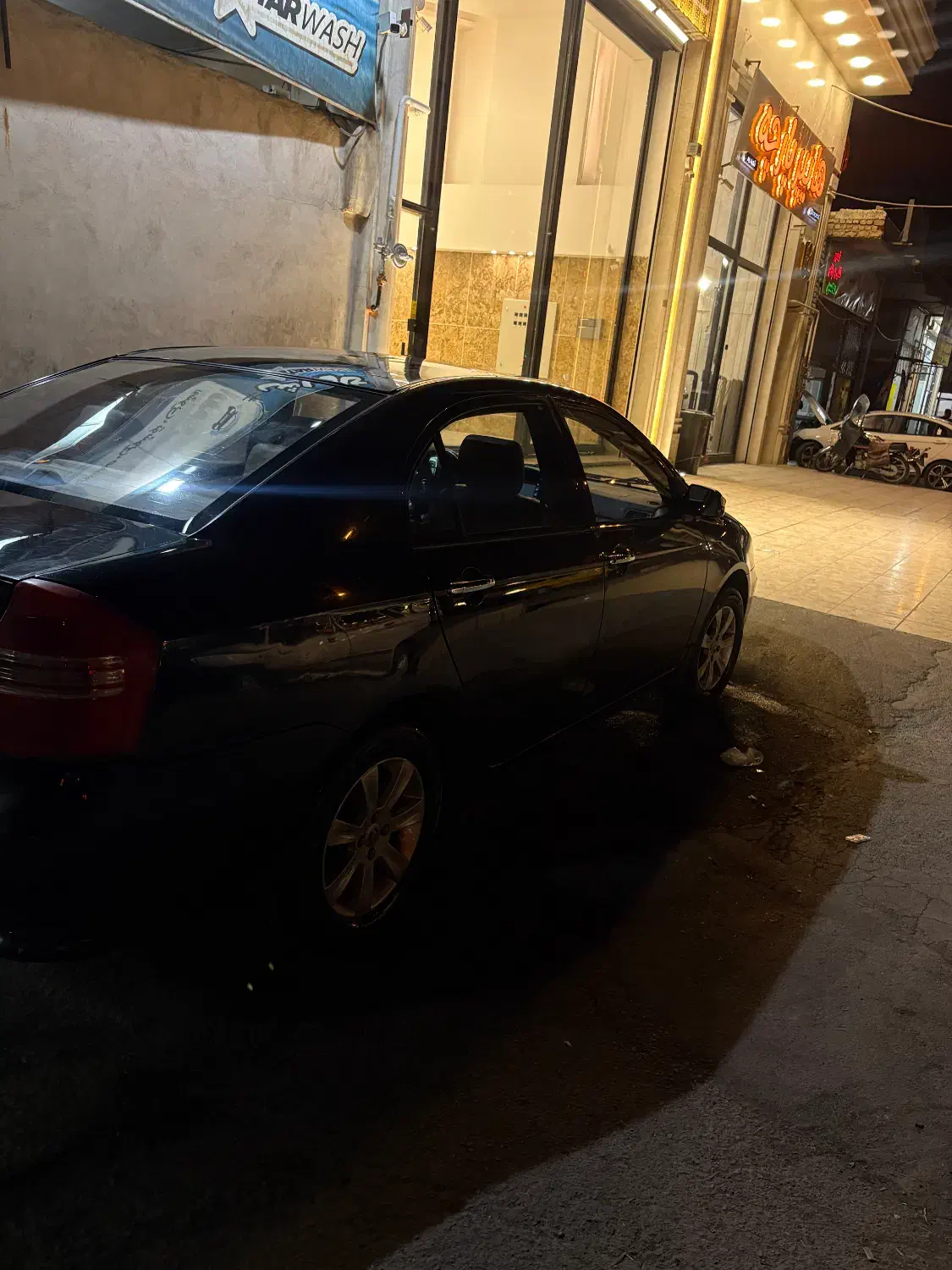 لیفان ۱۸۰۰ درجه یک|خودرو سواری و وانت|قم, کاسه گران|دیوار