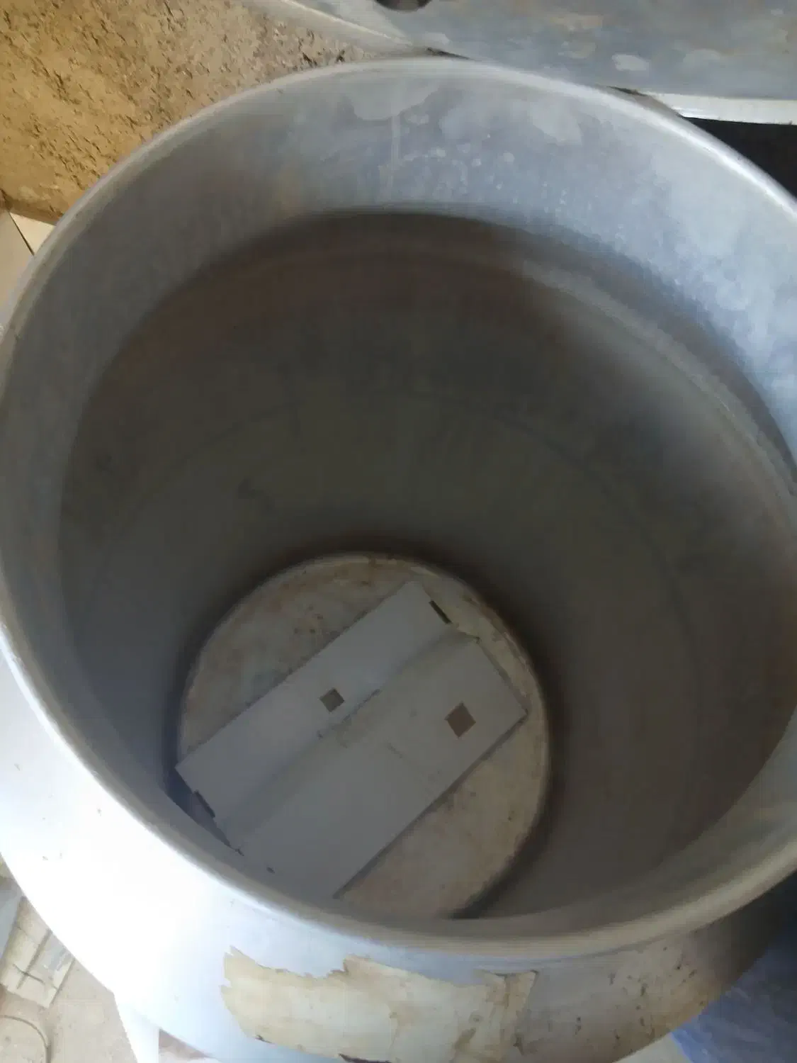 فروشی|ظروف پخت‌وپز|فسا, |دیوار