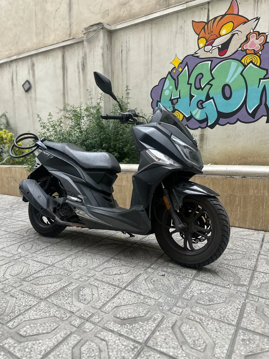 sym j200|موتورسیکلت|تهران, میرداماد|دیوار