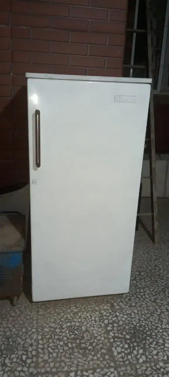 یخچال|یخچال و فریزر|آران و بیدگل, |دیوار