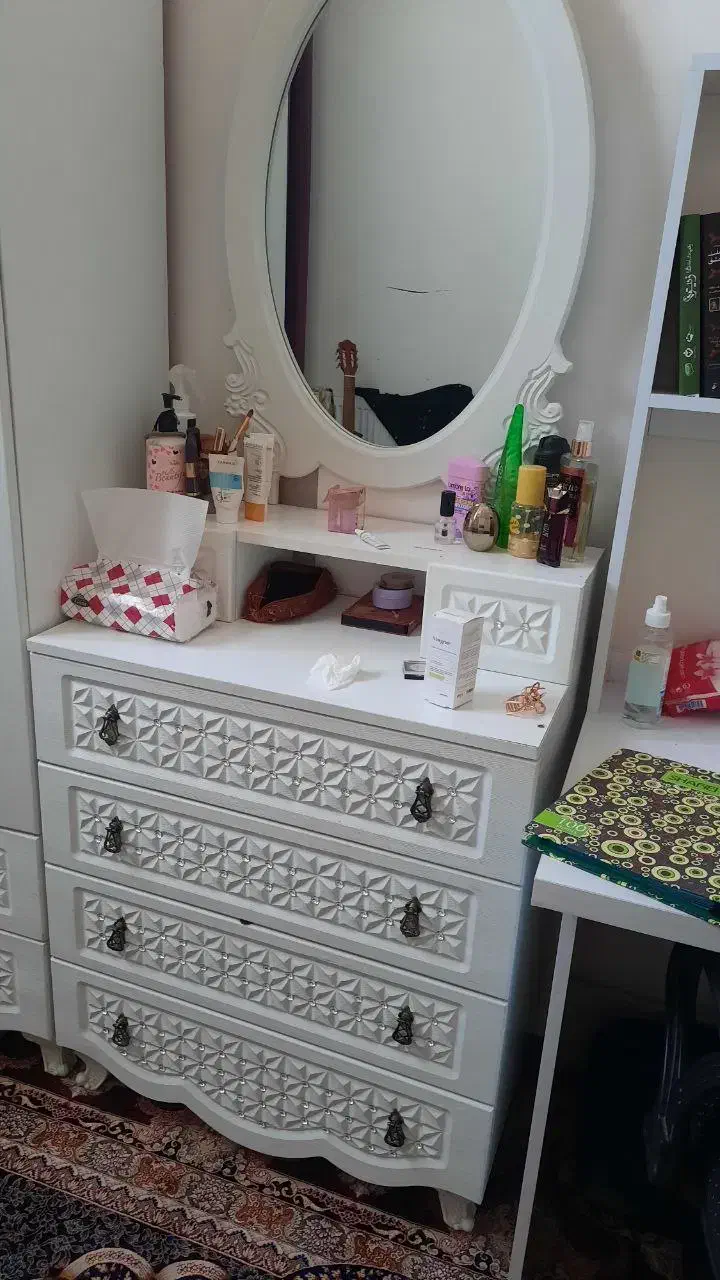 سرویس خواب و آینه|تخت و سرویس خواب|مشهد, کوی المهدی|دیوار