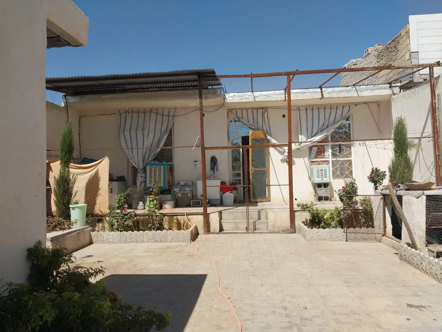 فروش خانه و زمین  در روستای بختاجرد|فروش خانه و ویلا|داراب, |دیوار