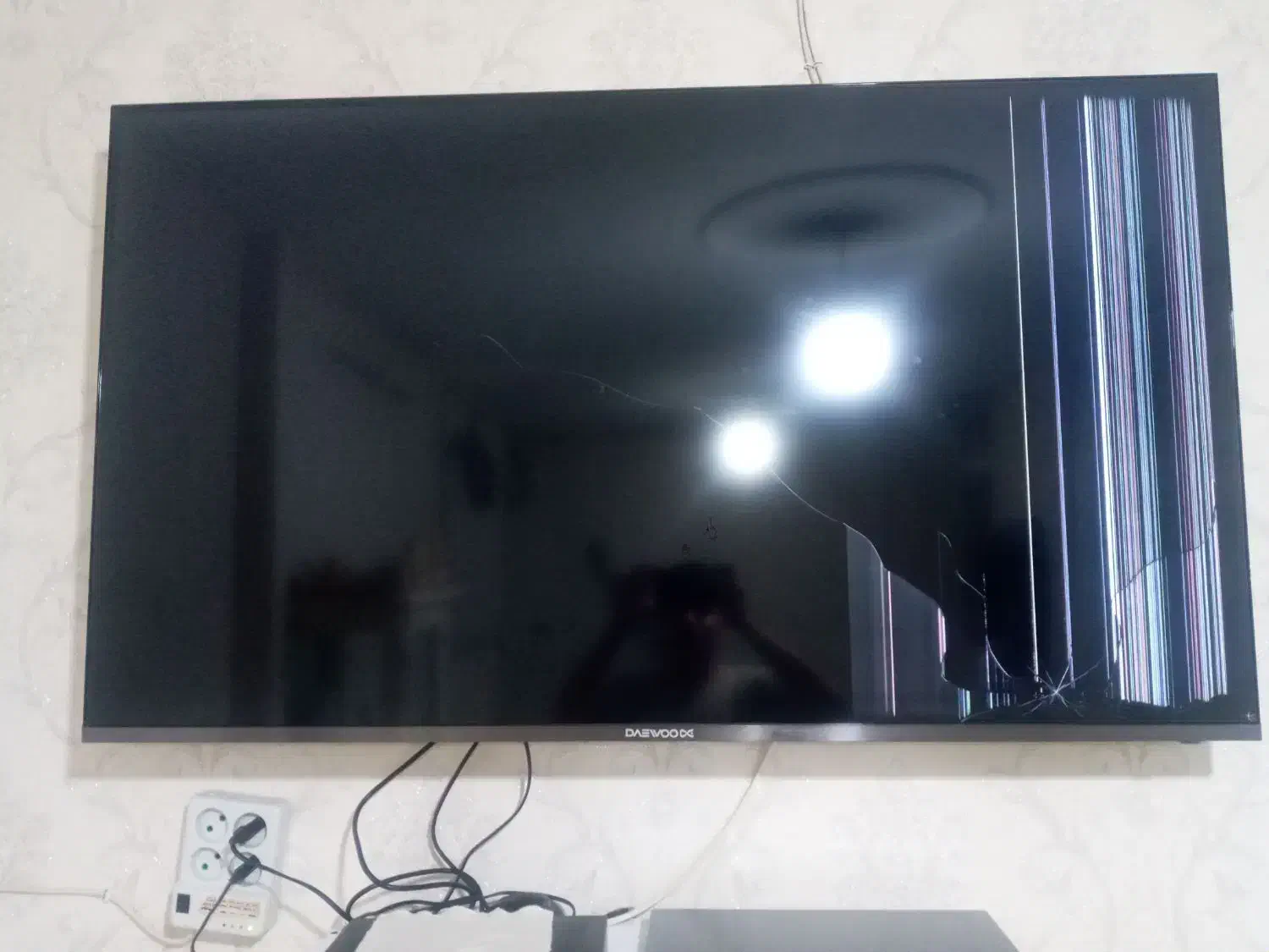 تلوزیون دوو شکسته|تلویزیون و پروژکتور|ماهدشت, |دیوار