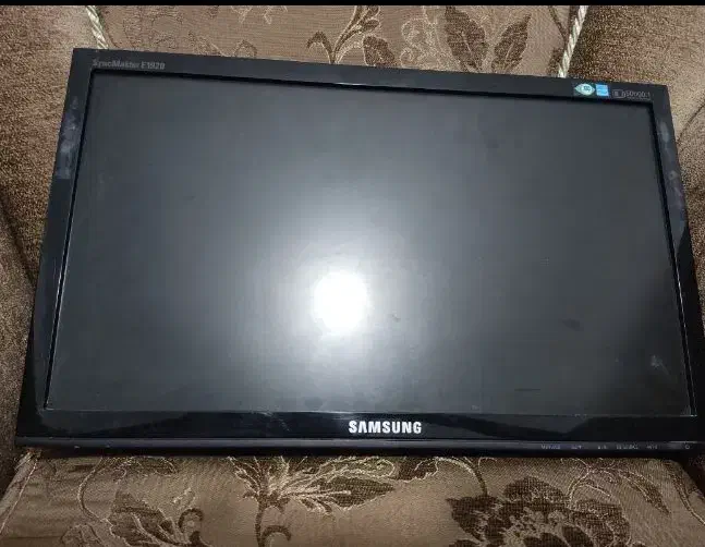 مانیتور سامسونگ قدیمی|قطعات و لوازم جانبی رایانه|رامسر, |دیوار