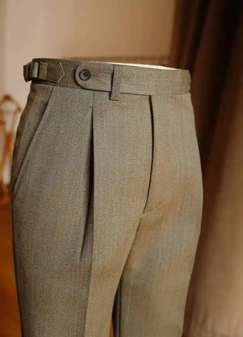 به یک نفر بسته بند وکمک برشکار خانم نیازمندیم|استخدام صنعتی، فنی، مهندسی|تهران, کرمان|دیوار