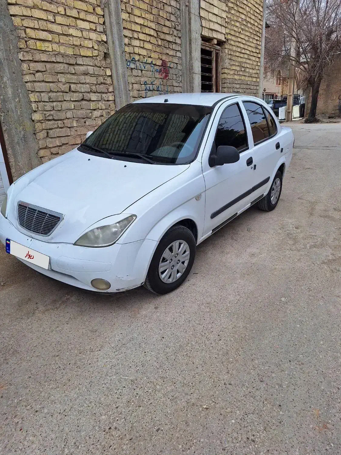 تیبا صندوق دار|خودرو سواری و وانت|شیراز, شهرک قمشه|دیوار