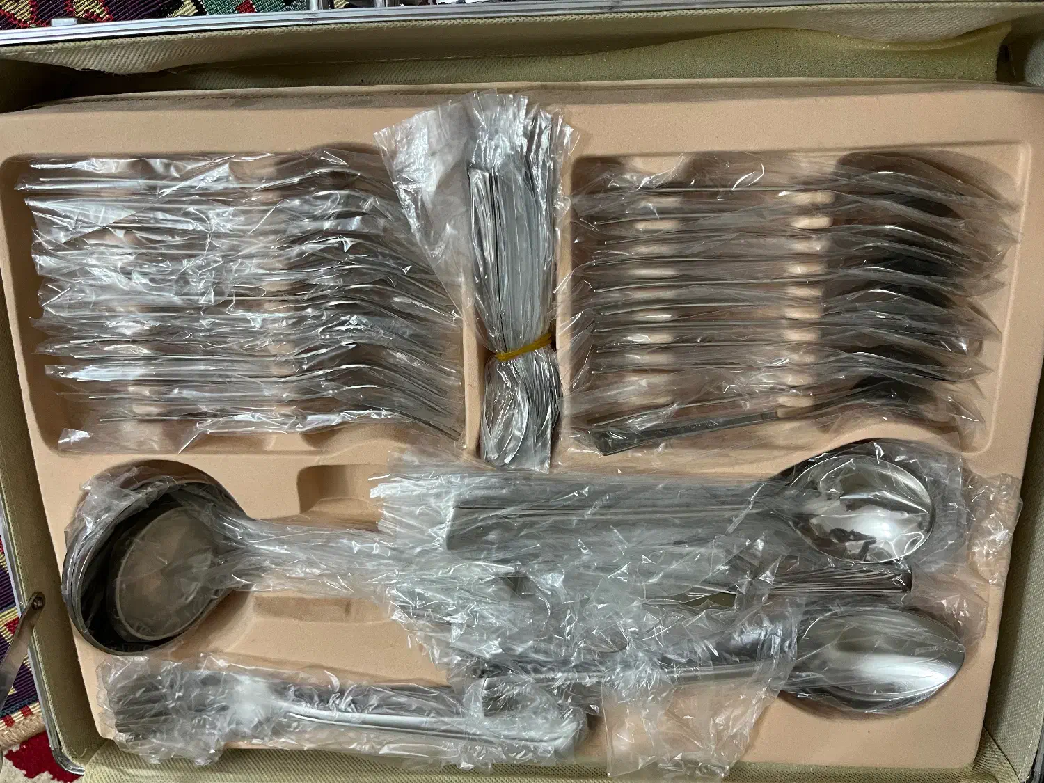 سرویس قاشق چنگال آلمانی کاملا نو|ظروف سرو و پذیرایی|لار, |دیوار