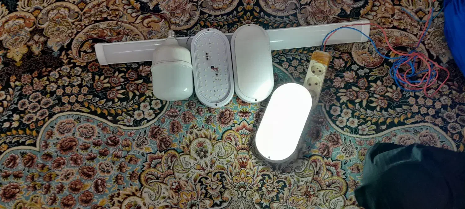 تعمیر انواع لامپ ومهتابی ال ای دی|لامپ و چراغ|قم, باغ کرباسی|دیوار