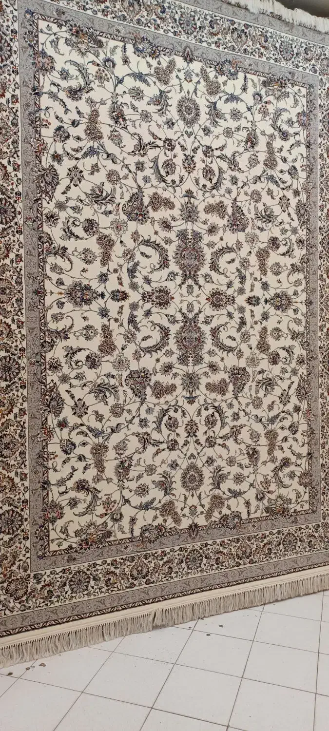 انواع فرش های ۷۰۰ شانه در سایز بندی ۱۲ // ۹ // ۶|فرش|اصفهان, سروستان|دیوار