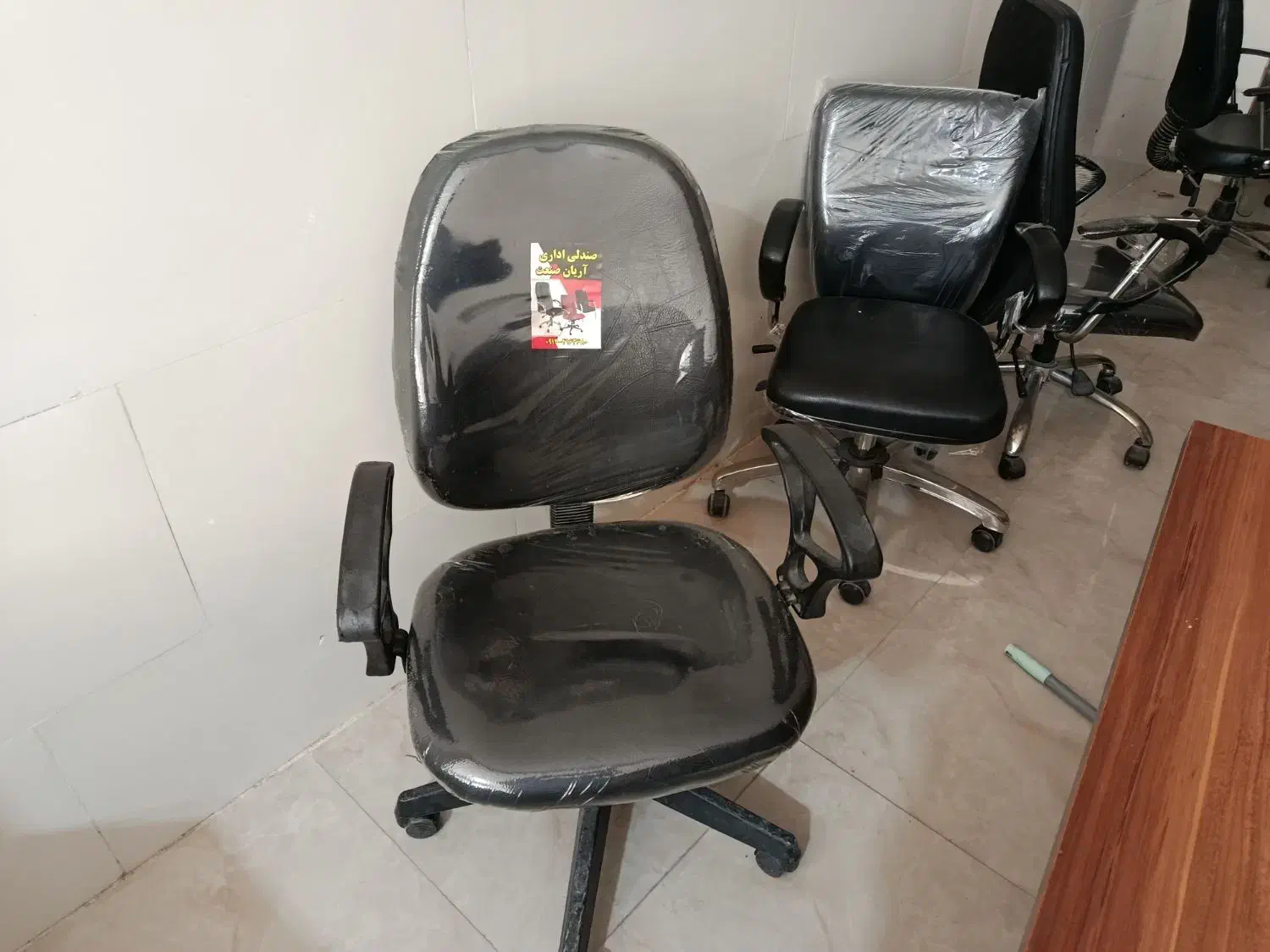 لوازم اداری دفتر کار ،املاک.|مبلمان اداری|رباط‌کریم, نصیرشهر|دیوار