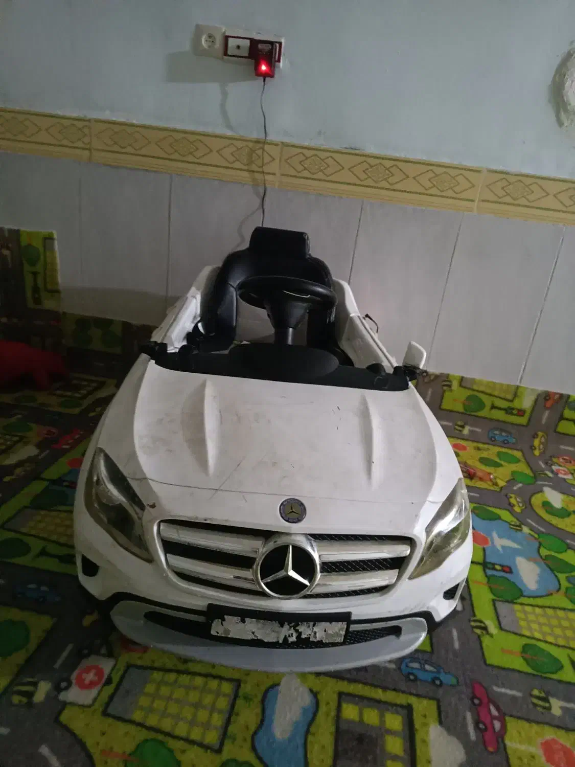 ماشین شارژی|اسباببازی بچه|یاسوج, |دیوار