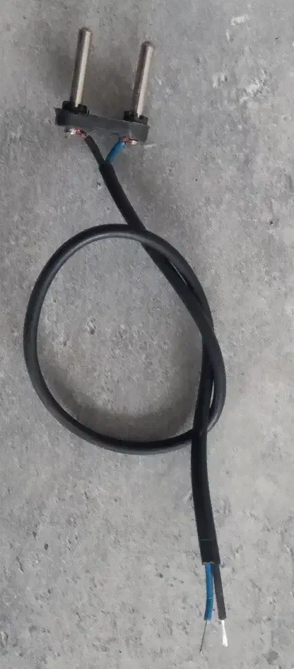 دوشاخه تخت ۴۰ سانت آماده تزریق|سایر لوازم برقی|اسلام‌شهر, شهرک واوان|دیوار