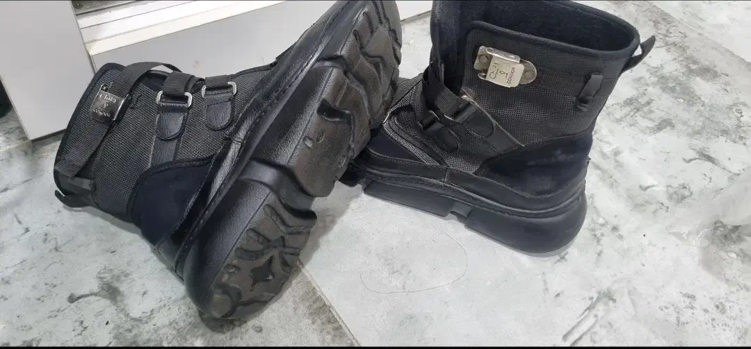 بوت خارجی سایز ۴۰|کیف، کفش، کمربند|فولادشهر, C3|دیوار