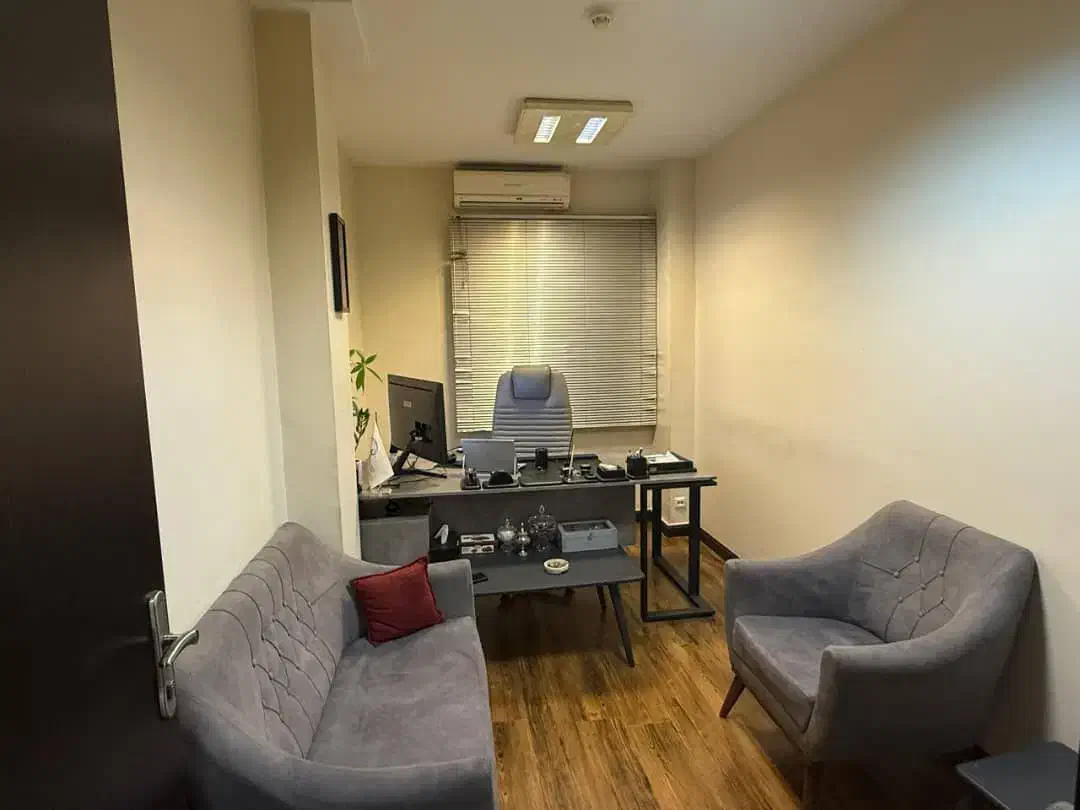 میدان انقلاب ۵۵ متر سند اداری خارج از طرح|اجارهٔ دفتر کار، اتاق اداری، مطب|تهران, جمال‌زاده|دیوار